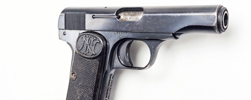 Right side, muzzle detail
